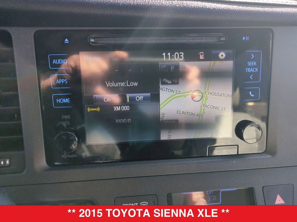 Used 2015 Toyota Sienna XLE w/ XLE Navigation Package image 22