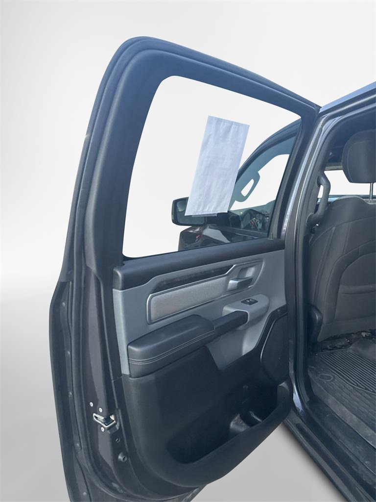 Used 2022 RAM 1500 Big Horn image 32