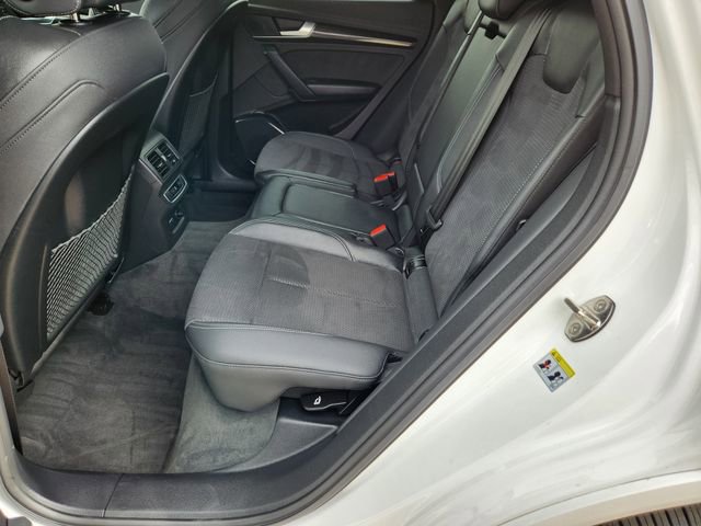 Used 2022 Audi SQ5 Premium w/ Convenience Package image 28