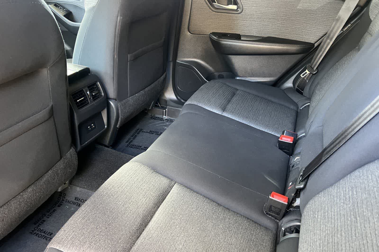 Used 2021 Nissan Rogue SV FWD image 5