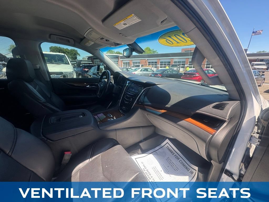 Used 2016 Cadillac Escalade 4WD image 22