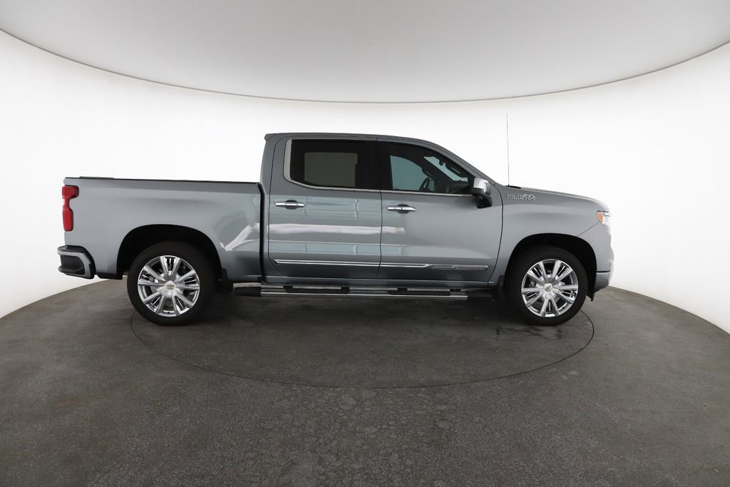 Used 2025 Chevrolet Silverado 1500 High Country w/ High Country Premium Package image 14