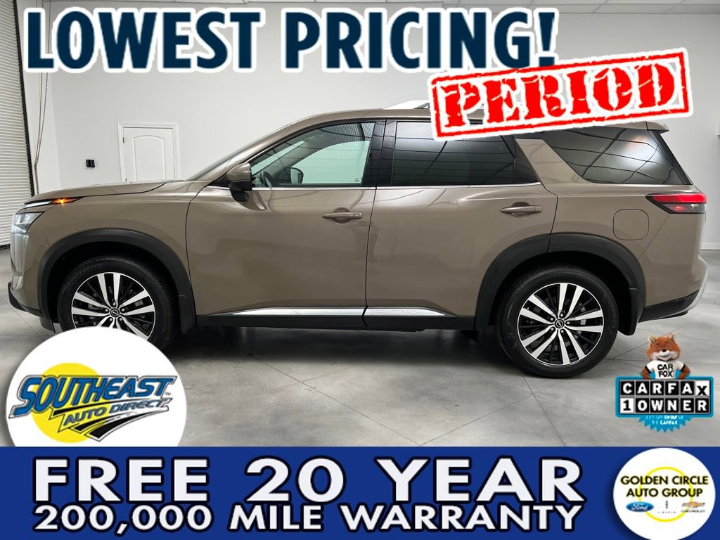Used 2024 Nissan Pathfinder Platinum w/ Cargo Package image 4