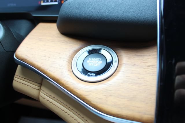 Used 2023 Jeep Grand Cherokee L Summit AWD/4WD image 19