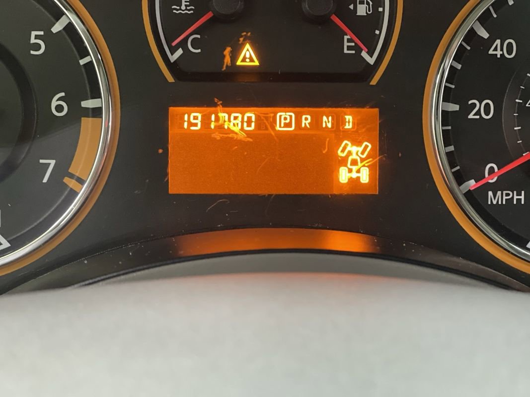 Used 2010 Nissan Armada Platinum w/ Captain Seat Pkg image 20