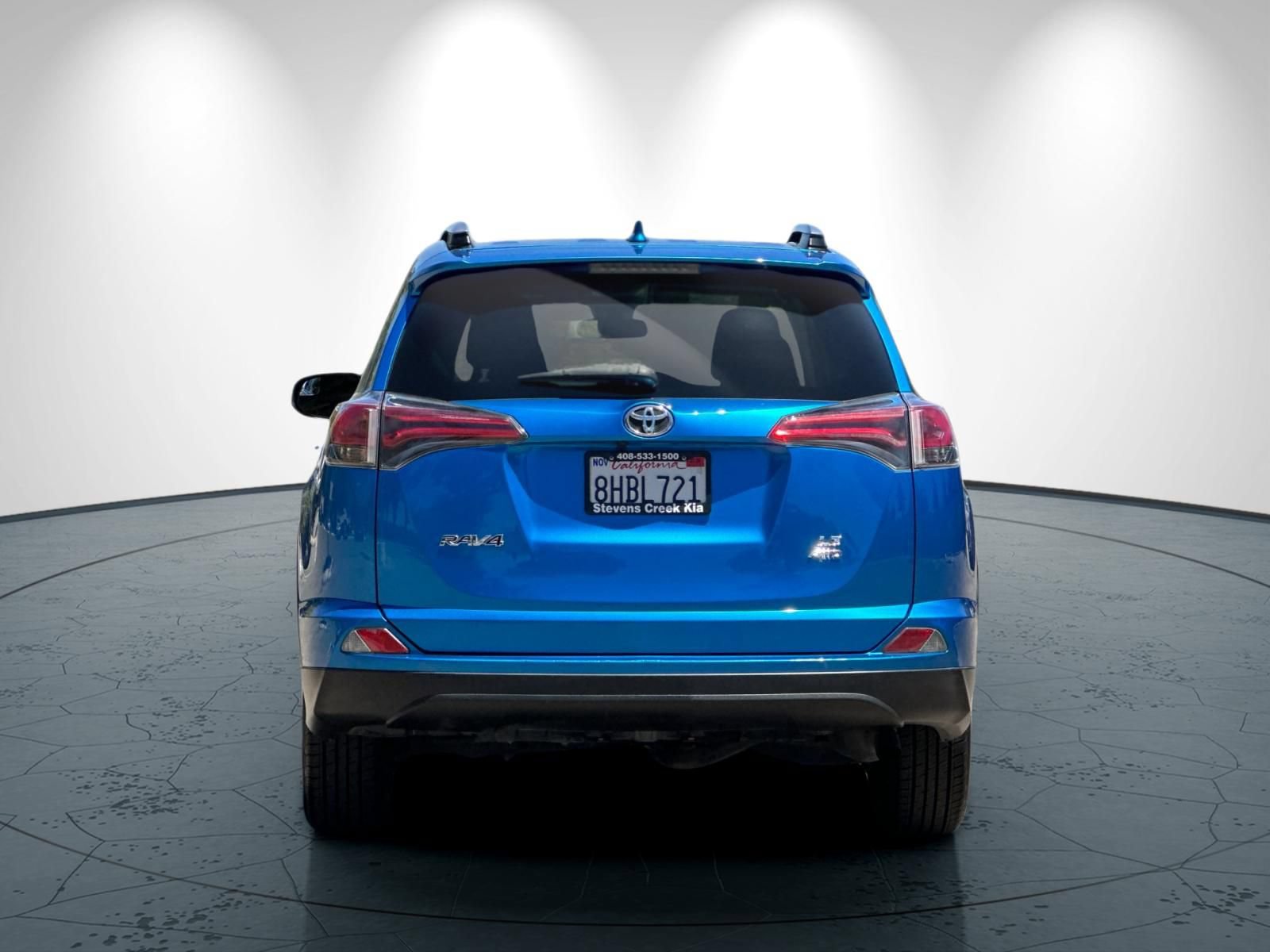 Used 2018 Toyota RAV4 LE w/ All Weather Liner Package AWD/4WD image 5