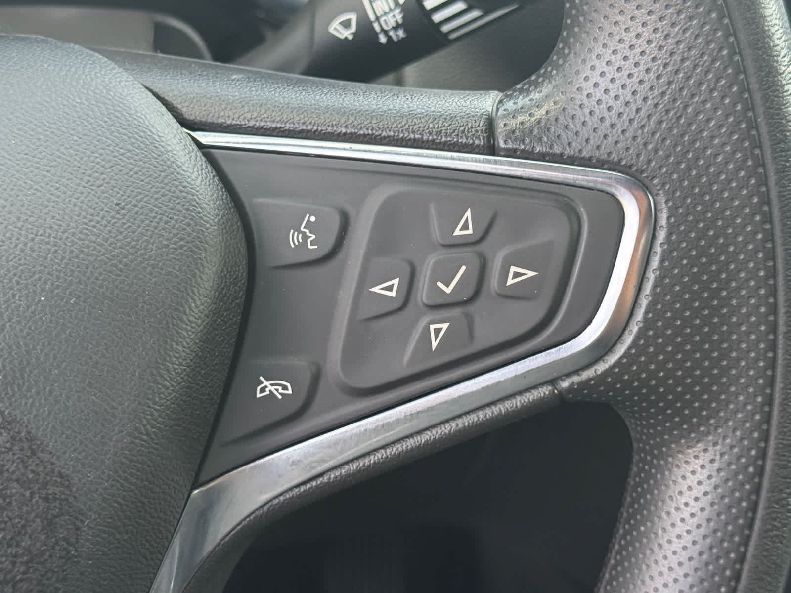 Used 2023 Chevrolet Equinox LT FWD image 18
