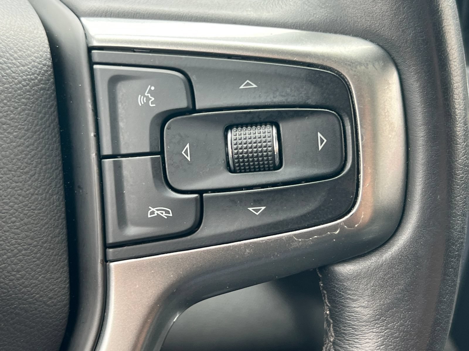 Certified 2020 Chevrolet Silverado 1500 RST w/ All-Star Edition AWD/4WD image 26