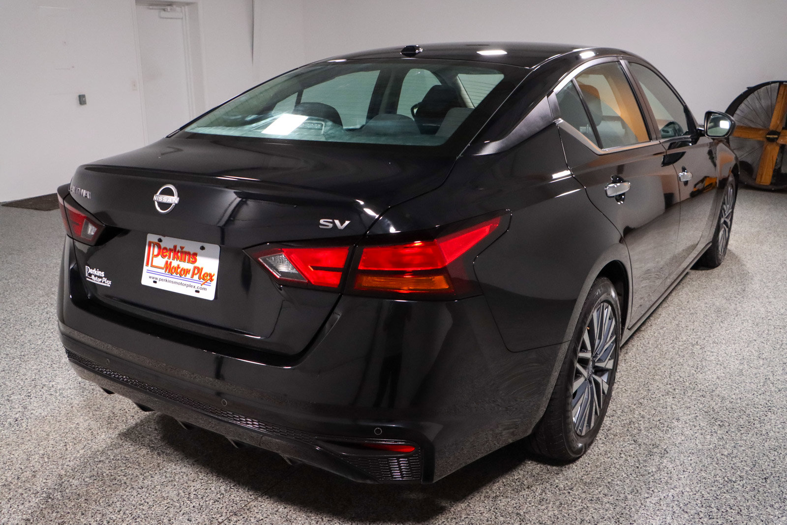 Used 2024 Nissan Altima 2.5 SV image 7