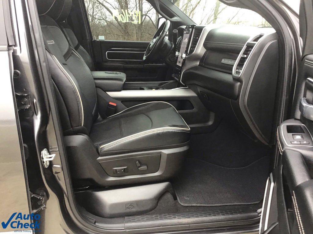 Used 2023 RAM 3500 Laramie image 21