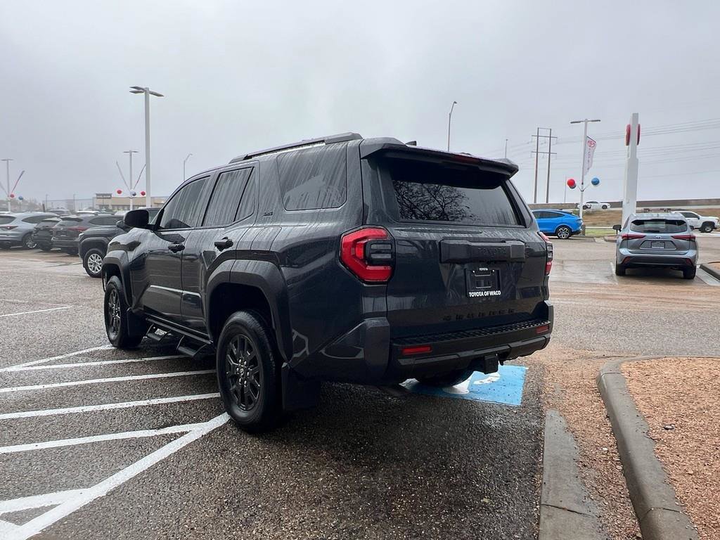 Used 2025 Toyota 4Runner SR5 image 27