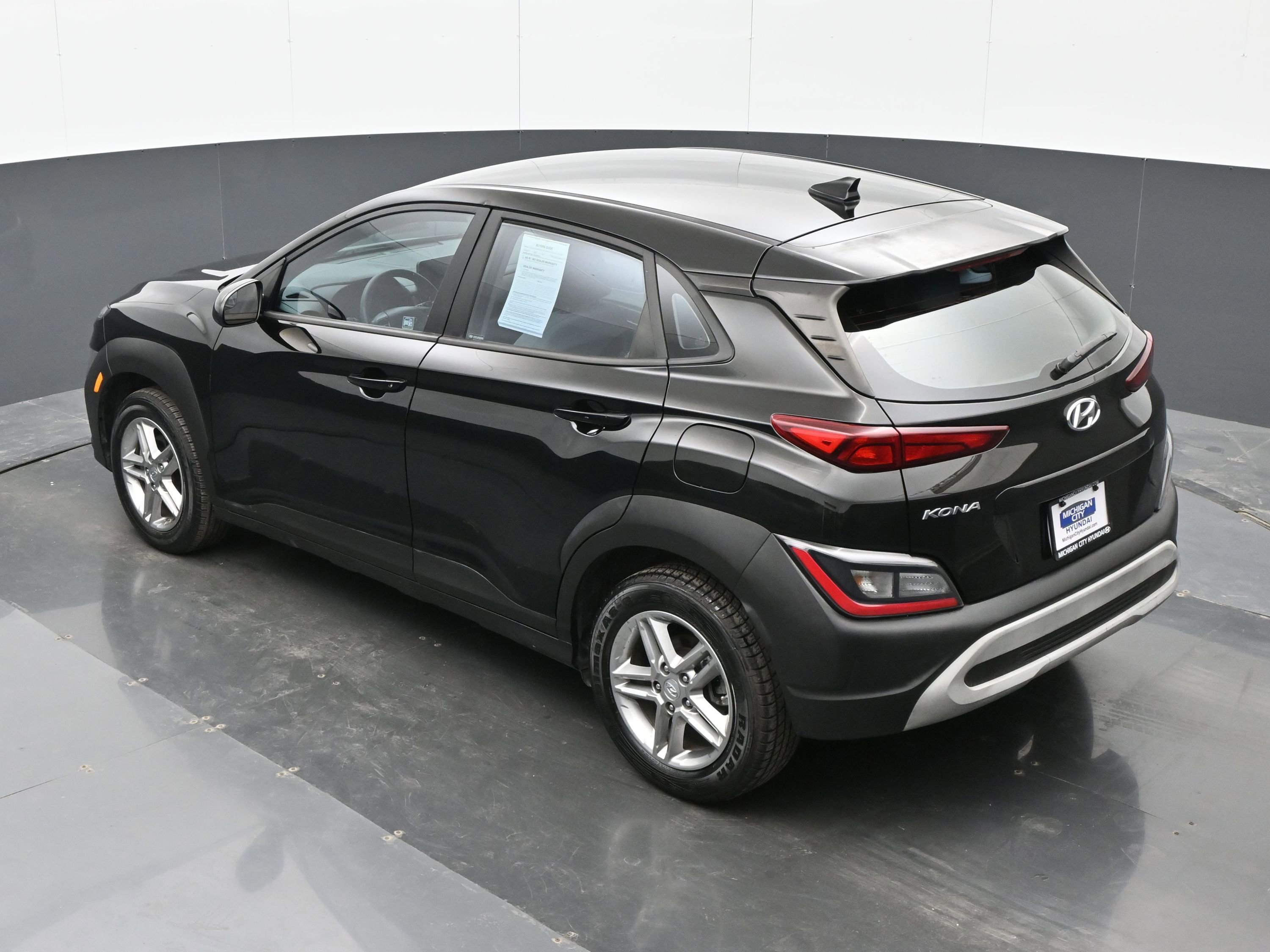 Certified 2022 Hyundai Kona SE image 29