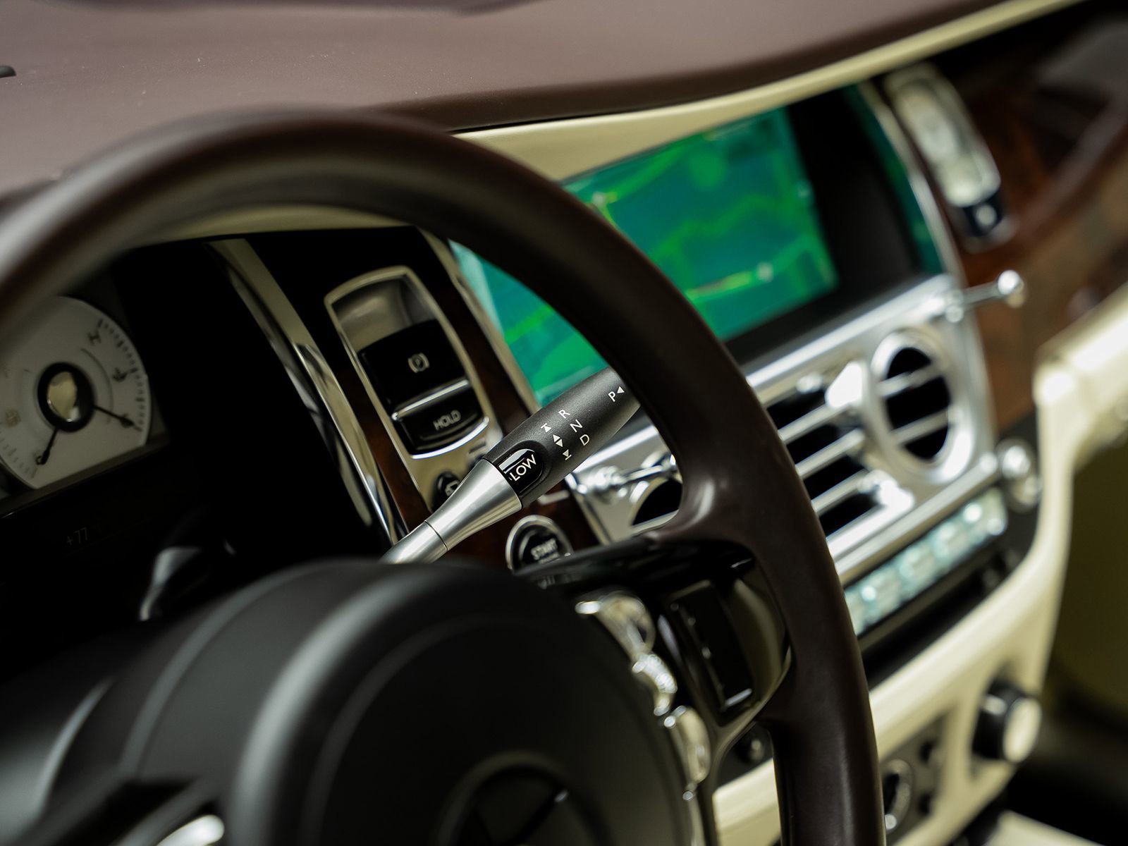 Used 2017 Rolls-Royce Ghost image 56