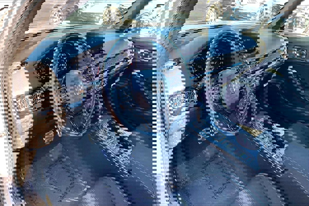 Used 2023 Honda Civic Sport image 10