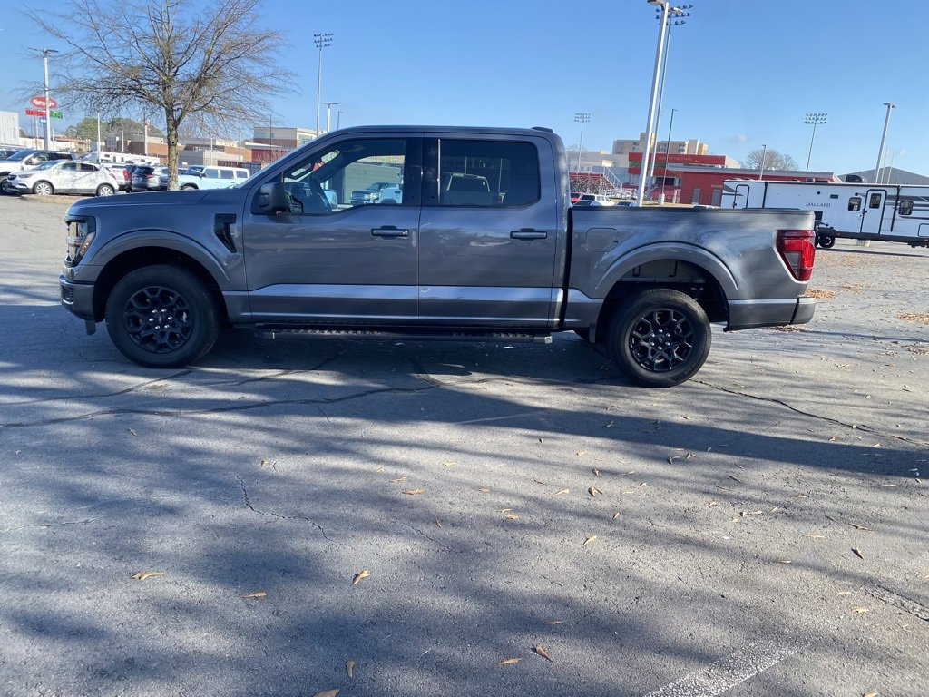 New 2025 Ford F150 XLT w/ Equipment Group 301A Standard image 4