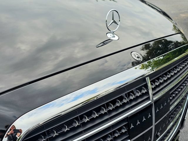 New 2027 Mercedes-Benz S 580 4MATIC Sedan image 3