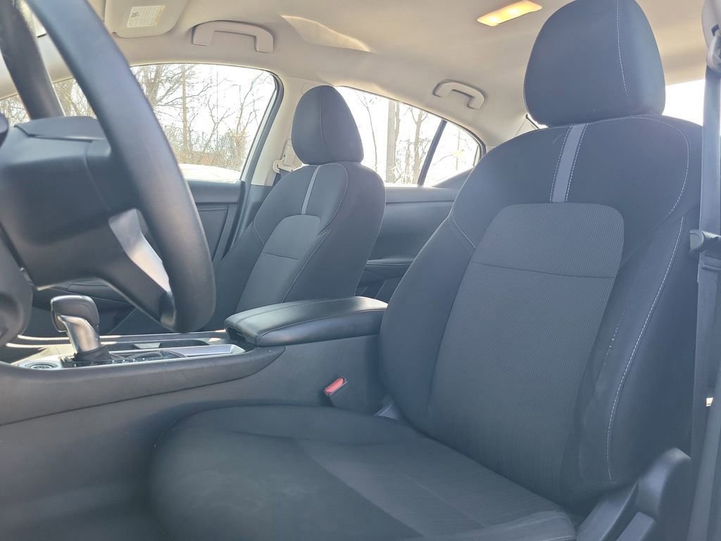 Used 2024 Nissan Sentra SV image 18