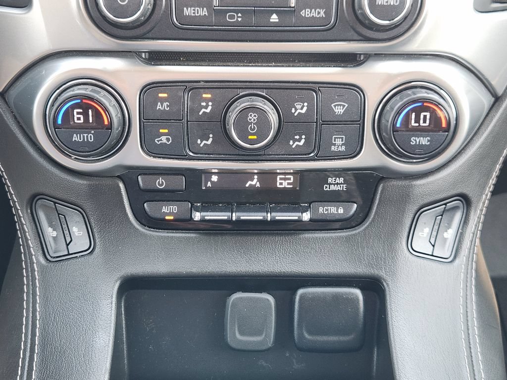 Used 2020 Chevrolet Suburban LT w/ Texas Edition Package AWD/4WD image 19