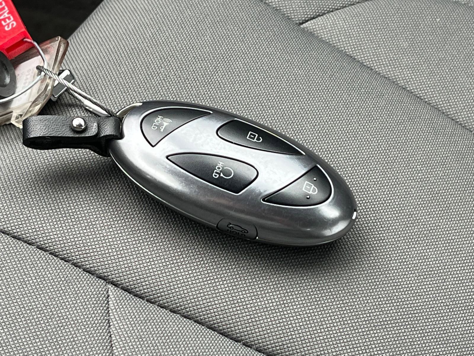 Used 2025 Hyundai Elantra SEL image 25