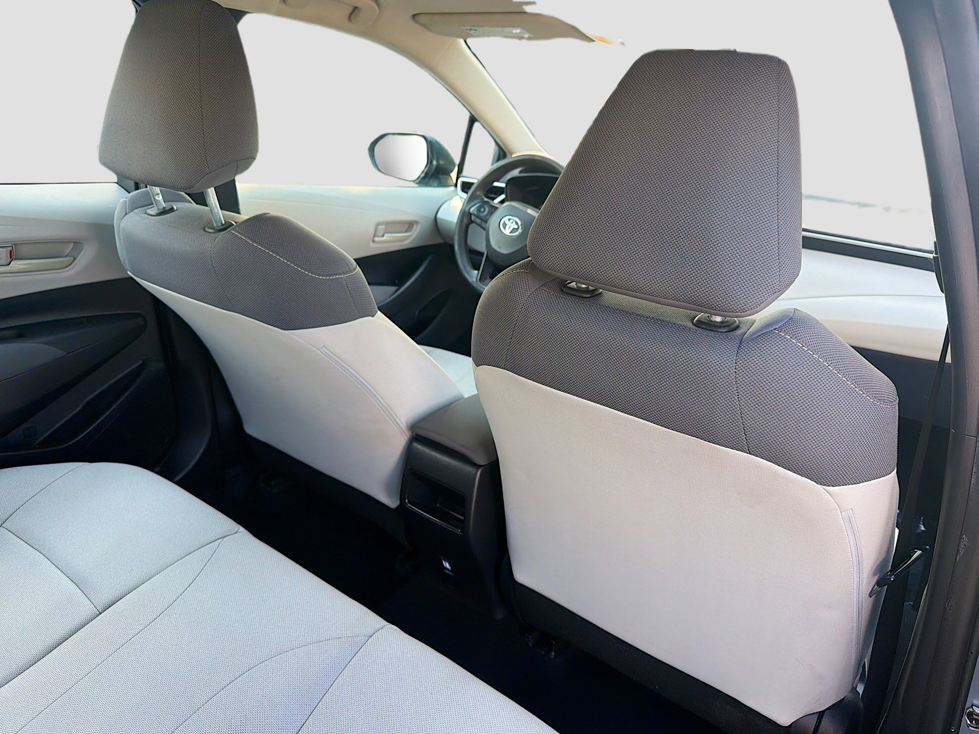Used 2022 Toyota Corolla L FWD image 26