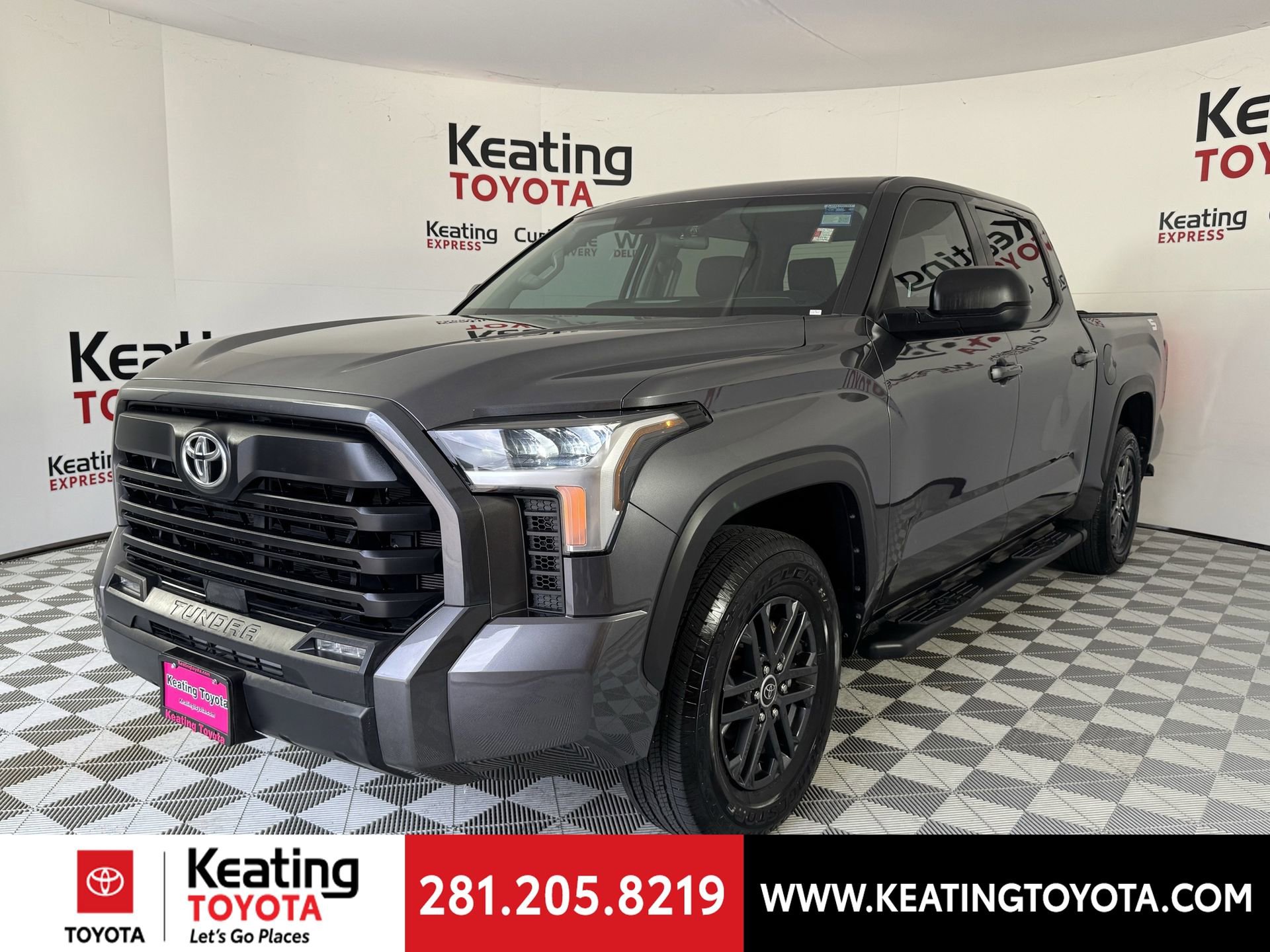 Used 2024 Toyota Tundra SR5 w/ SX Package image 9