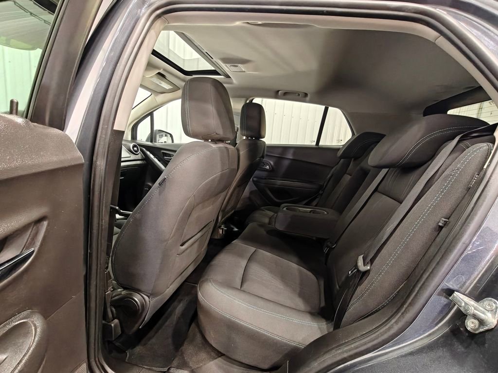 Used 2016 Chevrolet Trax LT w/ LT Sun and Sound Package image 25