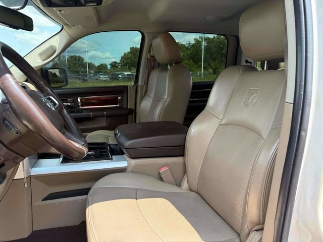 Used 2009 Dodge Ram 1500 Truck Laramie AWD/4WD image 18