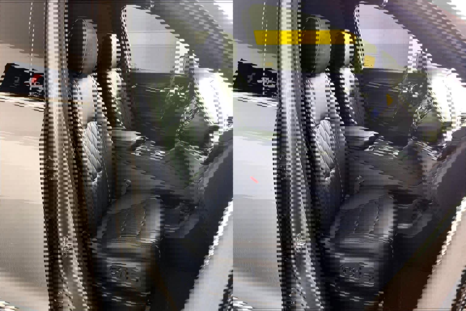 Certified 2023 Buick Enclave Avenir image 9