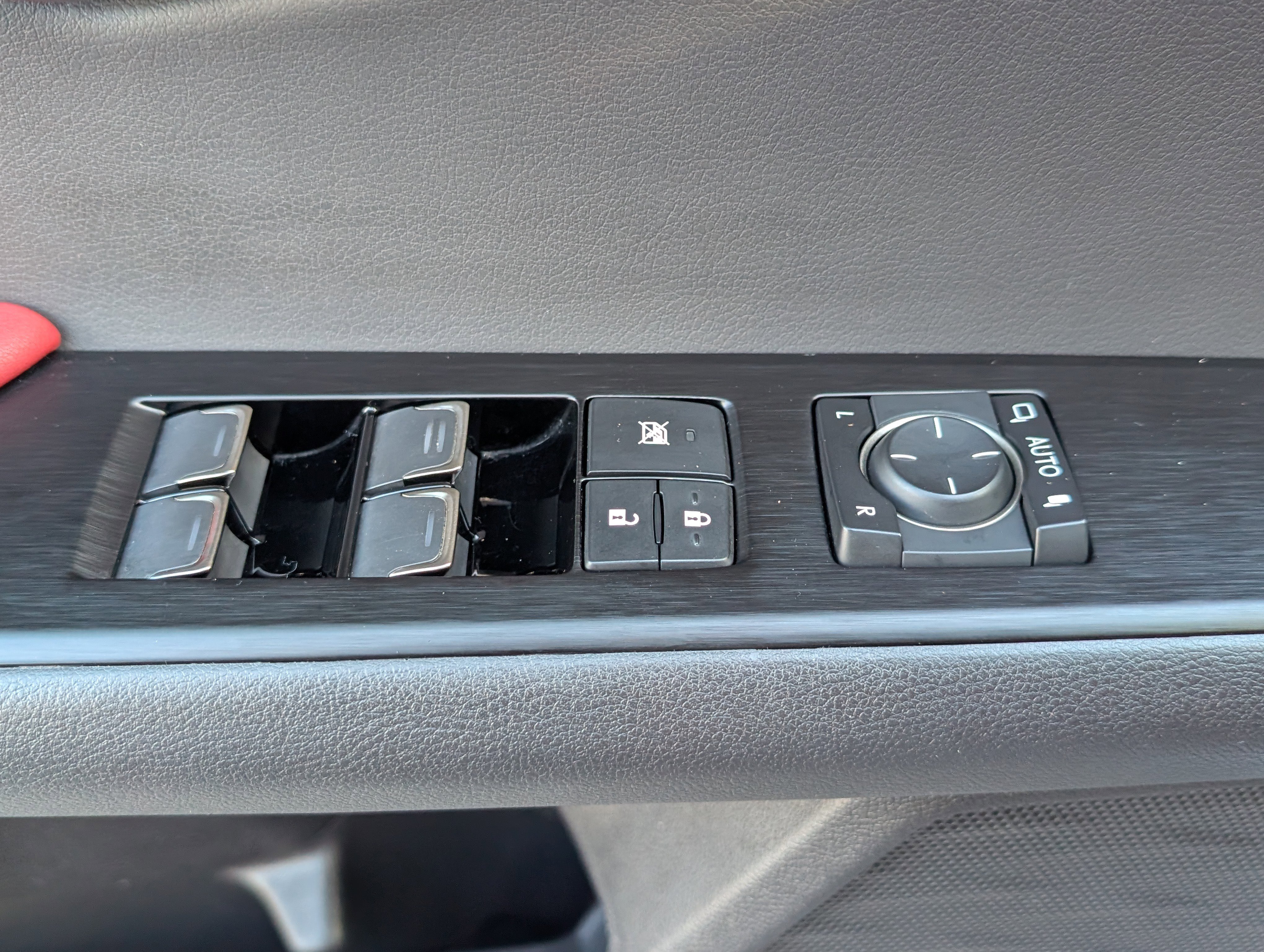 Used 2023 Lexus UX 250h F Sport image 21