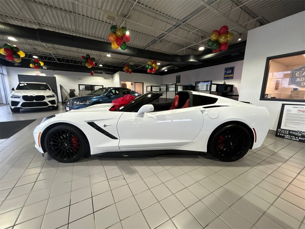 Used 2018 Chevrolet Corvette Stingray Coupe w/ 1LT image 5
