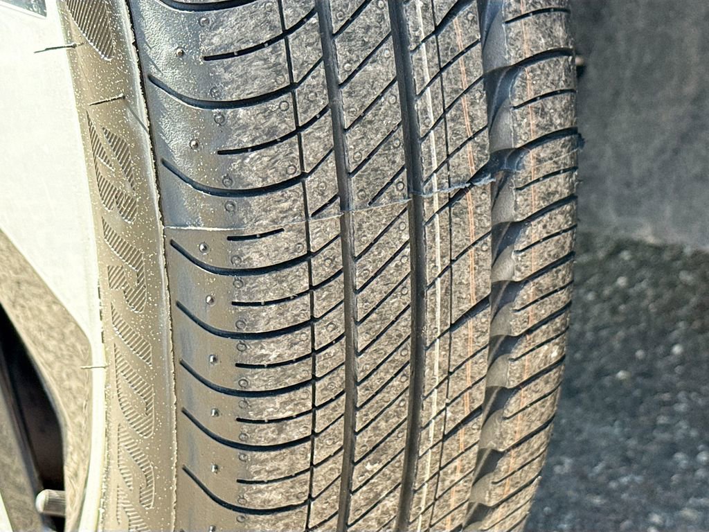 Used 2017 BMW i3 w/ Range Extender image 38