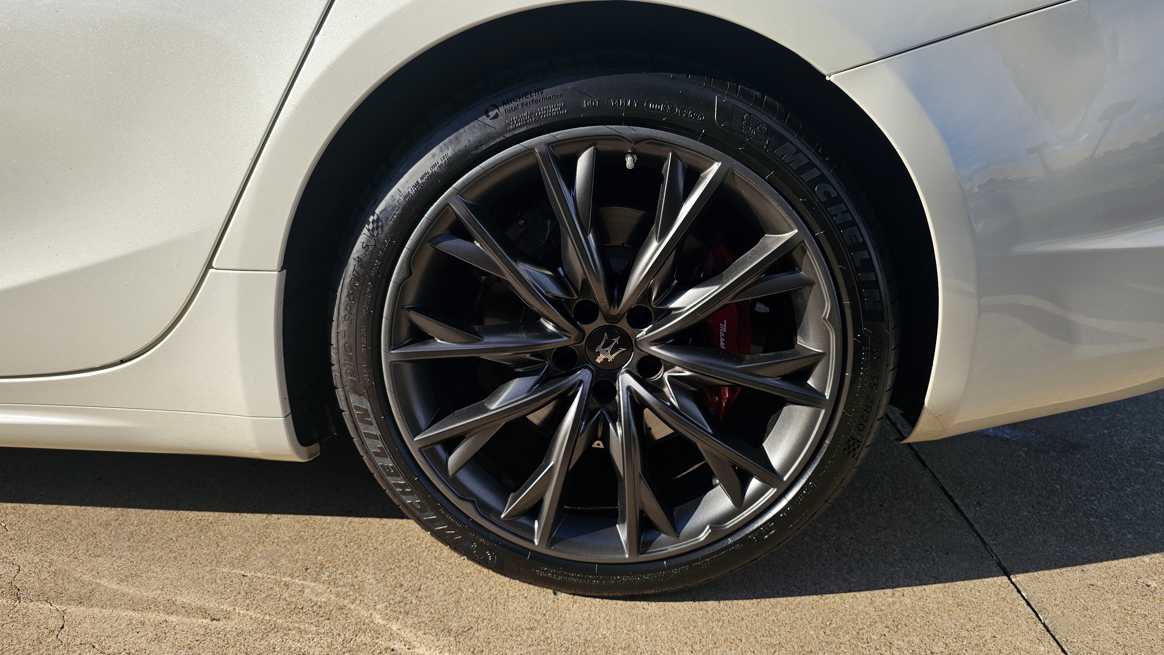 Used 2020 Maserati Ghibli GranSport image 20