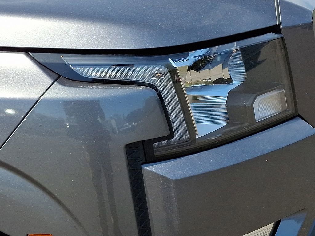 Certified 2024 Nissan Frontier SV w/ Technology Package RWD image 9