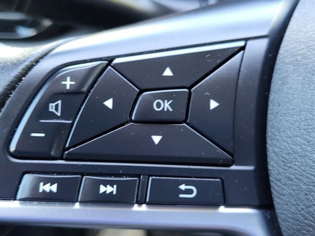 Certified 2025 Nissan Sentra SV FWD image 11