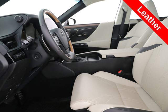 Used 2025 Lexus ES 350 w/ Ultra Luxury Package FWD image 16