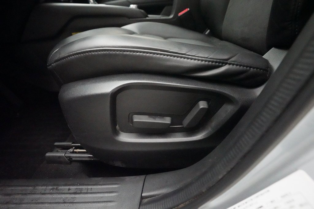 Used 2018 MAZDA CX-5 Touring image 29