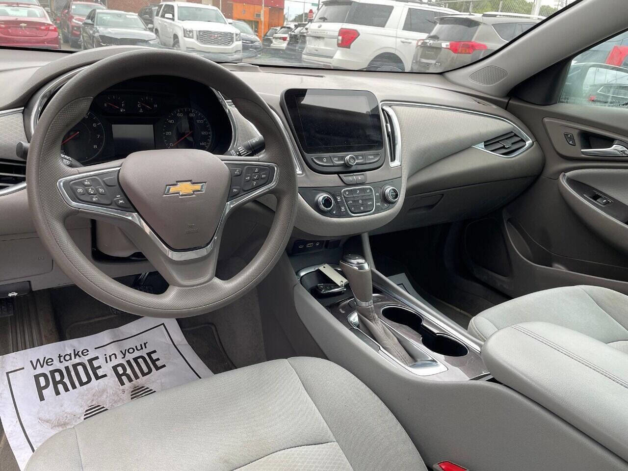 Used 2020 Chevrolet Malibu LT image 15