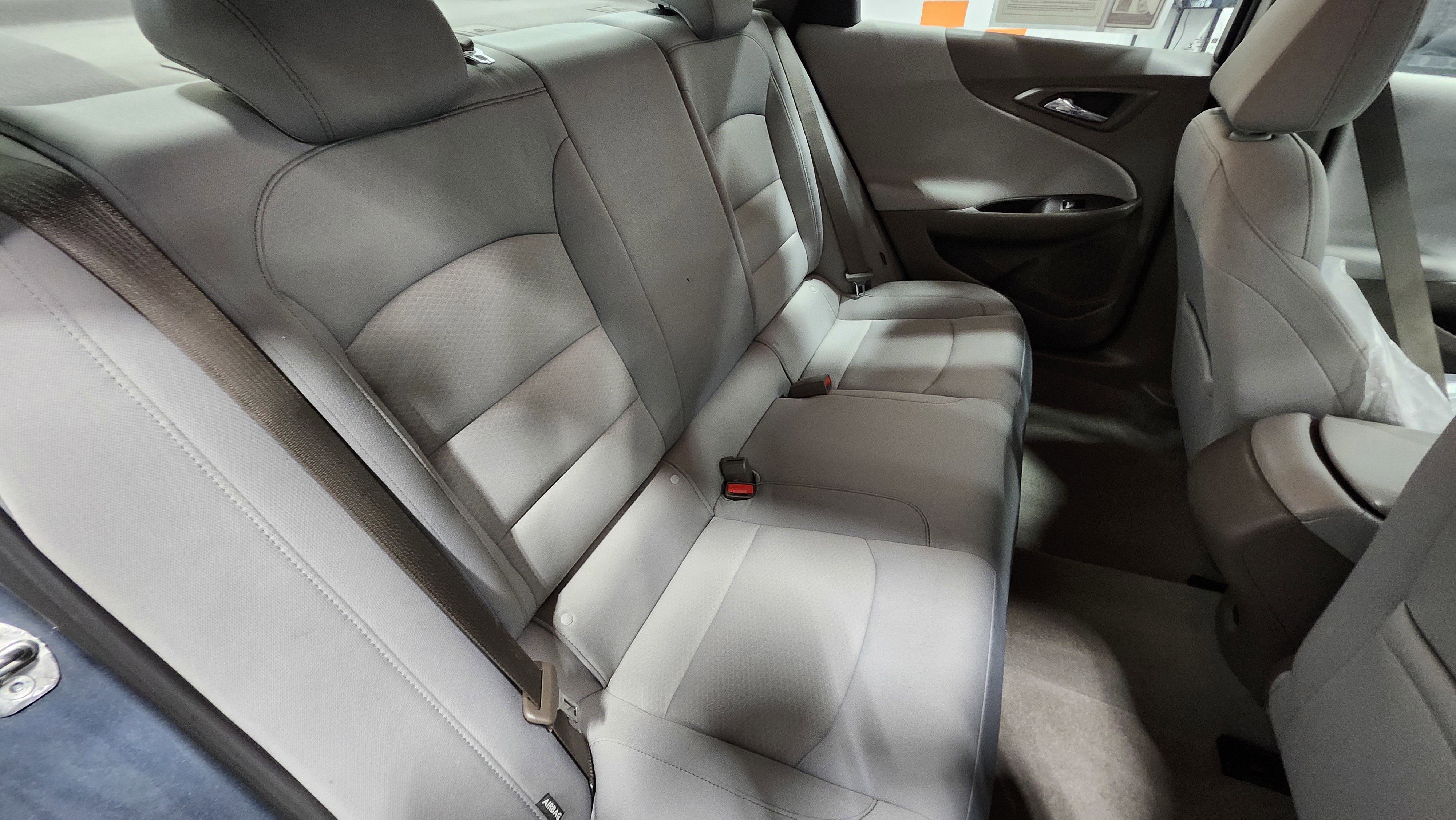 Used 2021 Chevrolet Malibu LS image 19