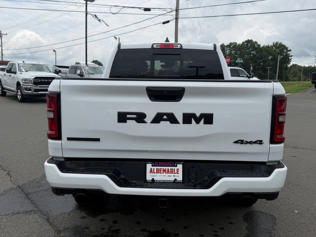 Used 2025 RAM 1500 Big Horn AWD/4WD image 4