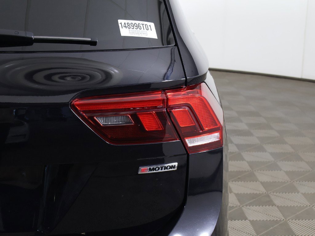 Used 2020 Volkswagen Tiguan SE image 15