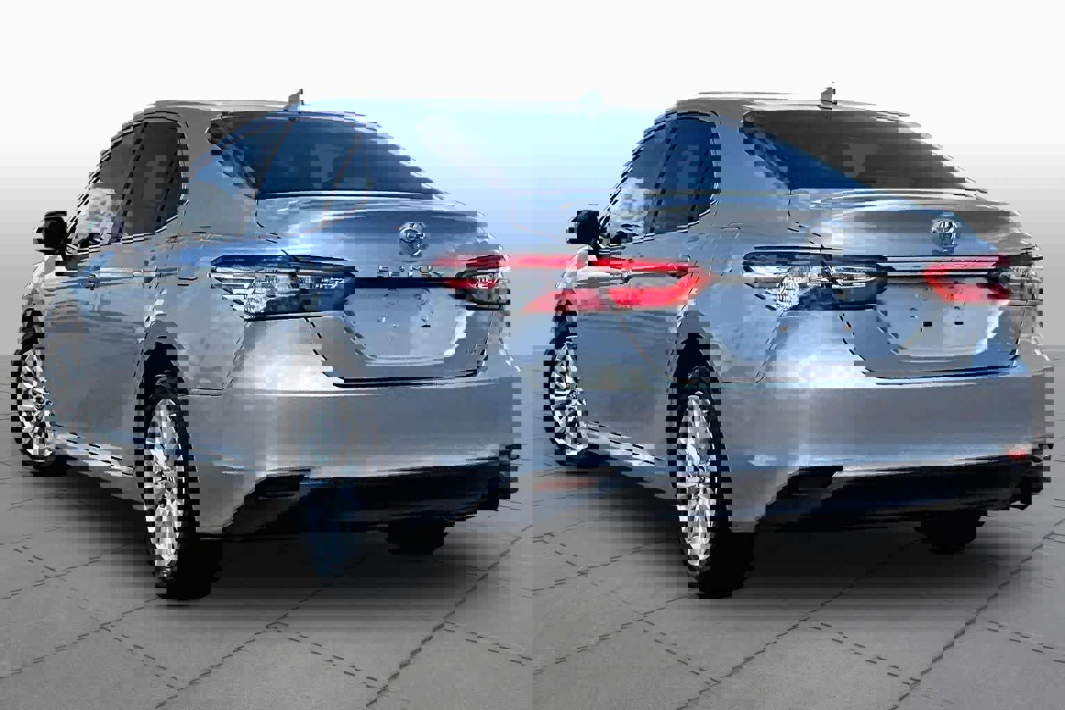 Certified 2020 Toyota Camry LE FWD image 12