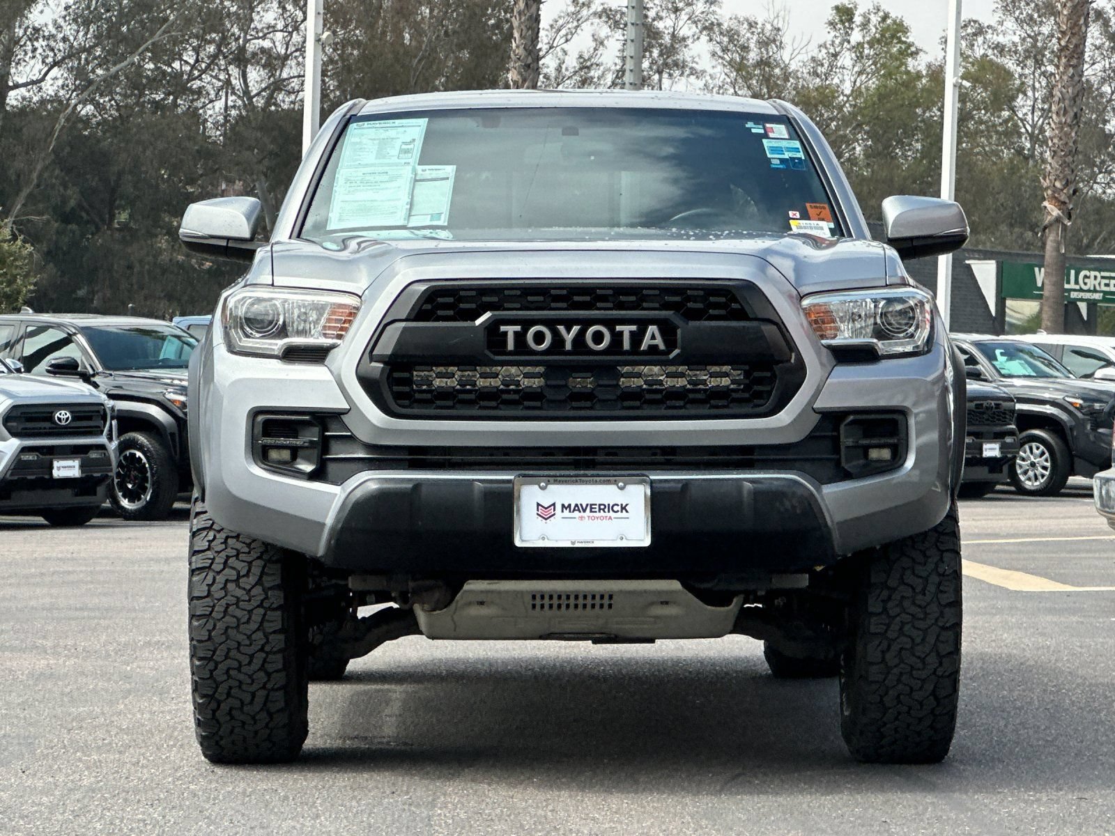 Used 2017 Toyota Tacoma TRD Off-Road w/ Tow Package (A/T) AWD/4WD image 7