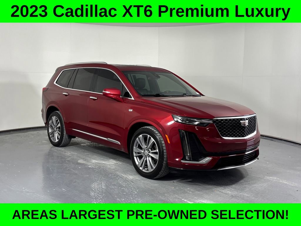 Used 2023 Cadillac XT6 Premium Luxury image 2