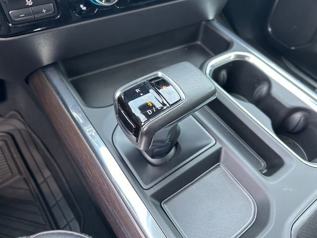 Used 2022 GMC Sierra 1500 SLT w/ SLT Premium Plus Package AWD/4WD image 16