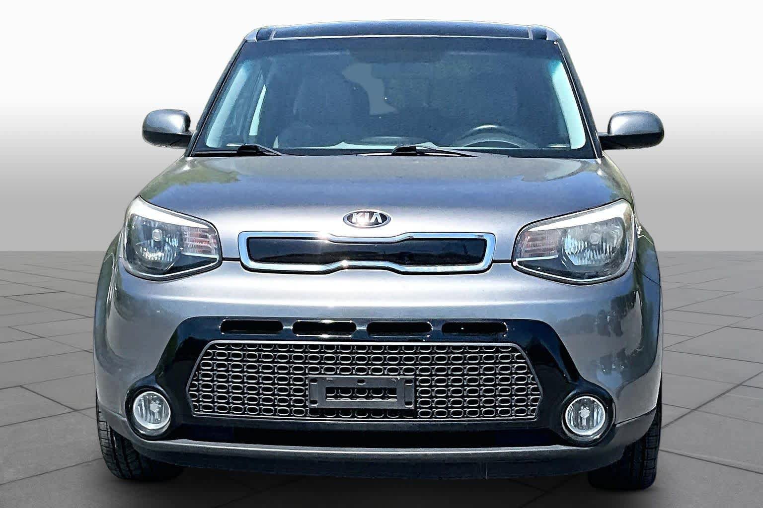 Used 2016 Kia Soul + w/ Primo Package FWD image 4