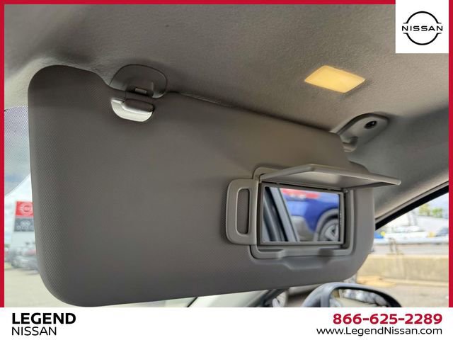 Used 2025 Nissan Kicks SV w/ SV Premium Package AWD/4WD image 31