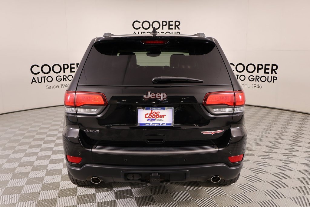 Used 2018 Jeep Grand Cherokee Trailhawk w/ Trailhawk Luxury Group image 23