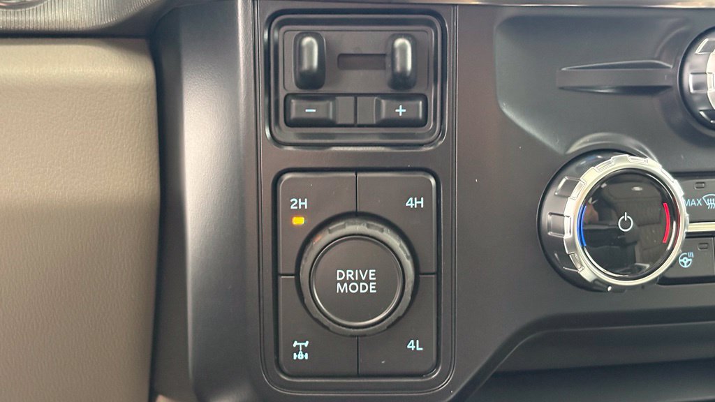 New 2026 Ford F350 Platinum w/ Platinum Plus Package AWD/4WD image 40