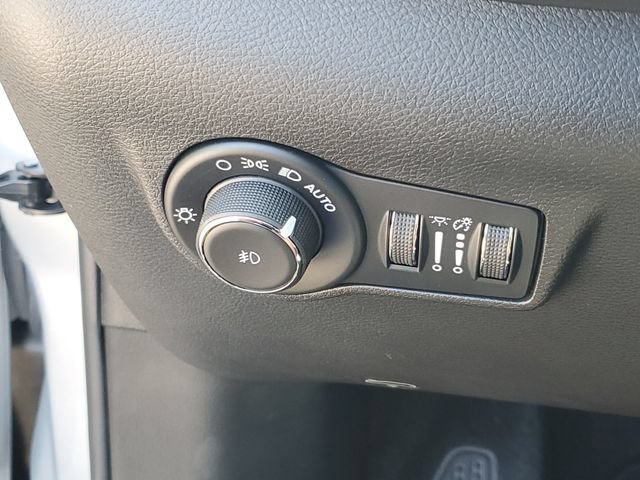 New 2026 Jeep Compass Limited w/ Sun, Sound & Navigation Group AWD/4WD image 20