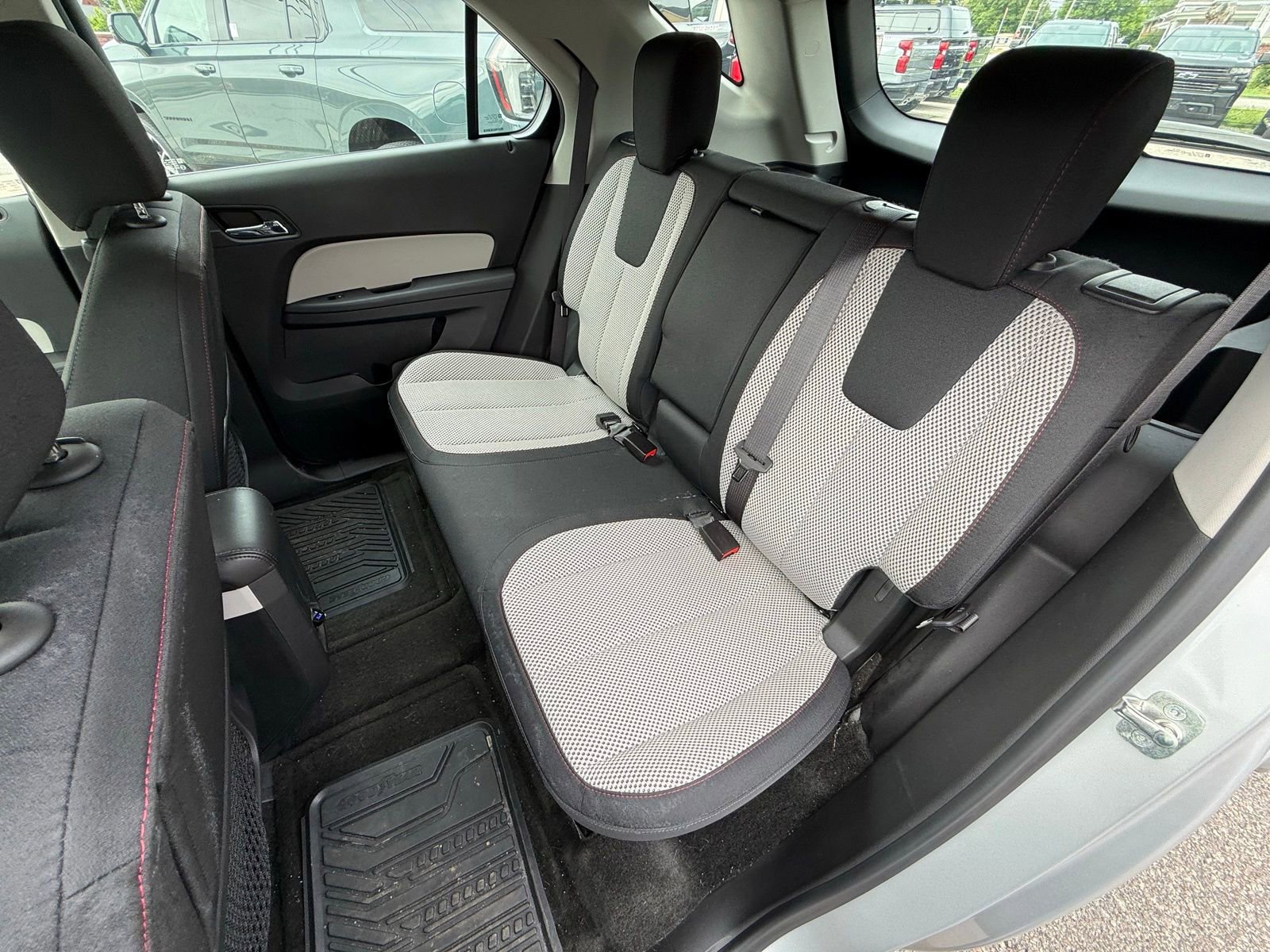 Used 2017 Chevrolet Equinox LS FWD image 21